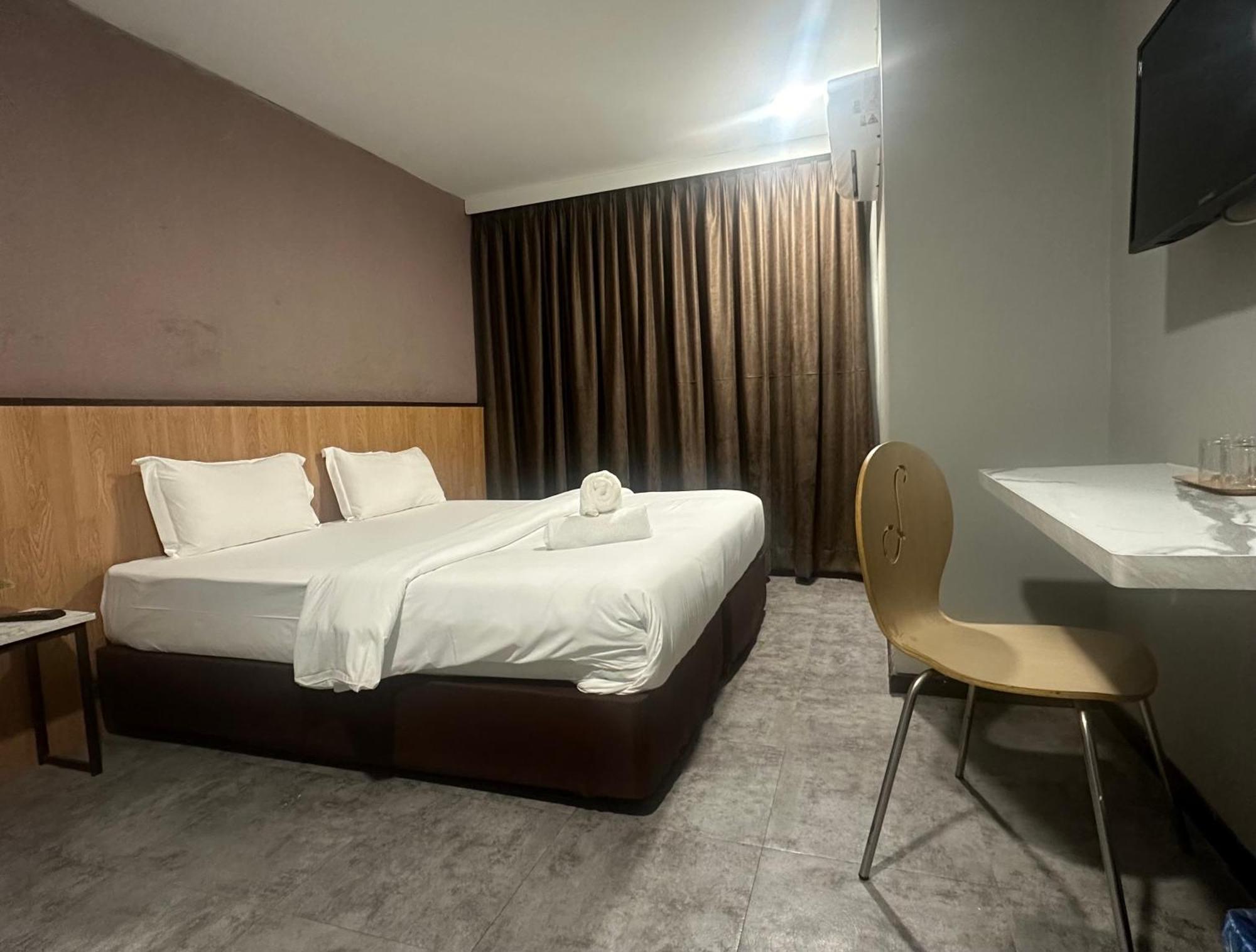 Superior Queen Room